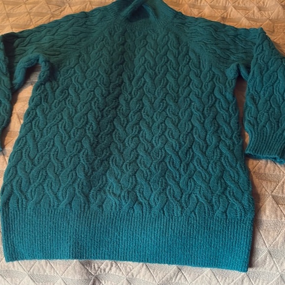 525 | Oversized Pullover Sweater | XS | NWOT - Picture 2 of 6